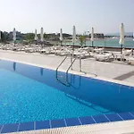 מלון דירות парадизо дриймс хотел, 4*