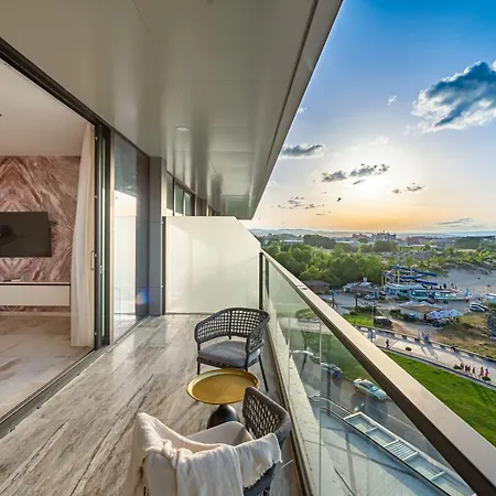 Paradiso Dreams Hotel, ネセバル